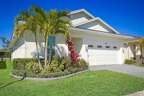 400 SE Mulberry Way, Port Saint Lucie, FL 34984