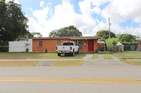 4940 SW 114th Ave, Miami, FL 33165