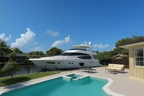 2443 Tortugas Ln, Fort Lauderdale, FL 33312