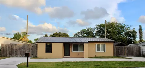 1715 N 59th Ave, Hollywood, FL 33021