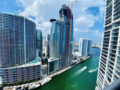 475 Brickell Ave #3715, Miami, FL 33131