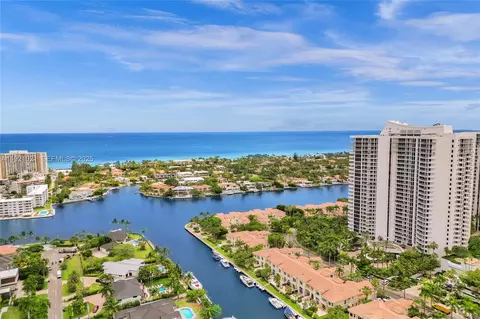 21200 Point Pl #403, Aventura, FL 33180