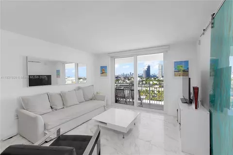 345 Ocean Dr #1101, Miami Beach, FL 33139