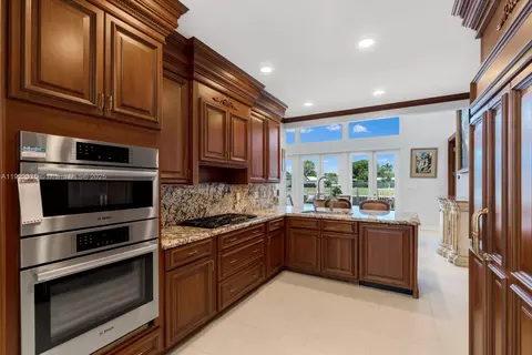 Kitchen - 4241 NE 23 Ter, Lighthouse Point, FL 33064 photo 1 of 1