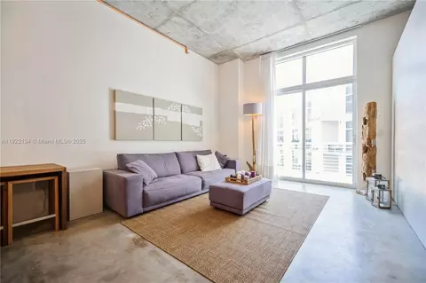 2001 Meridian Ave #512, Miami Beach, FL 33139