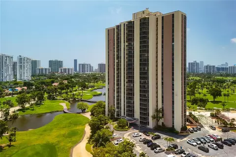 20379 W Country Club Dr #1533, Aventura, FL 33180