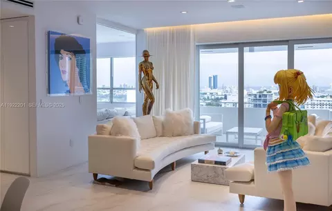 11 Island Ave #PH6, Miami Beach, FL 33139