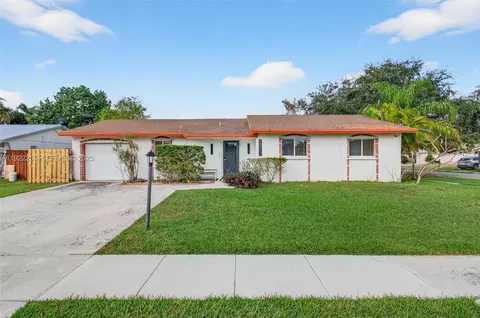 10763 Shady Pond Ln, Boca Raton, FL 33428