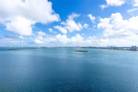 700 NE 24 St #2003, Miami, FL 33137