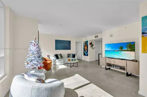 610 W Las Olas Blvd #1618N, Fort Lauderdale, FL 33312