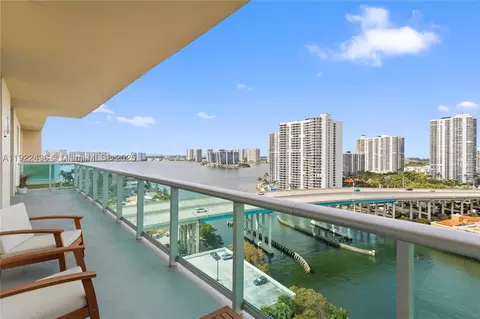 19390 Collins Ave #PH-7, Sunny Isles Beach, FL 33160