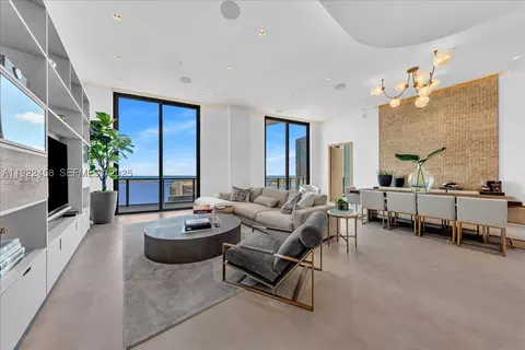 1300 S Miami Ave #UPH2, Miami, FL 33130