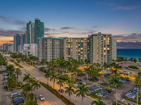 3801 S Ocean Dr #7V, Hollywood, FL 33019