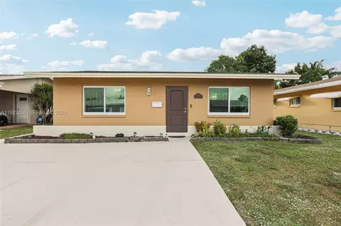 6003 NW 74th Ave, Tamarac, FL 33321