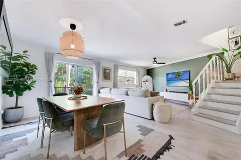 8650 SW 67th Ave #1042, Pinecrest, FL 33156