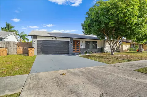 1462 SW 25th Ave, Deerfield Beach, FL 33442