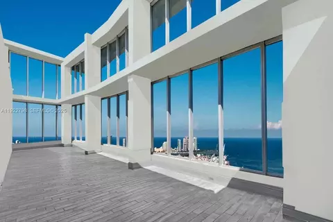 465 Brickell Ave #5701, Miami, FL 33131
