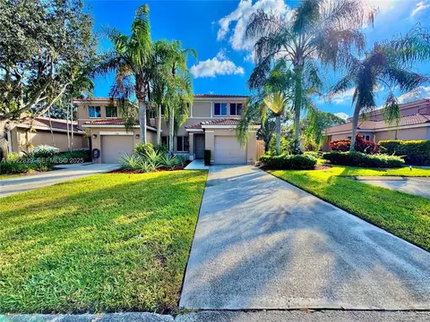 1736 SW 109th Ter, Davie, FL 33324