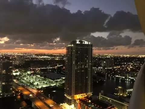 1800 S Ocean Dr #LP4206, Hallandale Beach, FL 33009