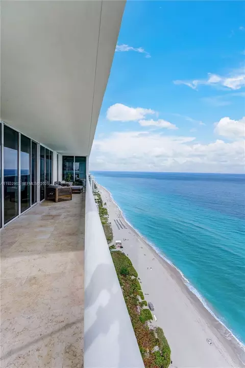 1830 S Ocean Dr #3002, Hallandale Beach, FL 33009