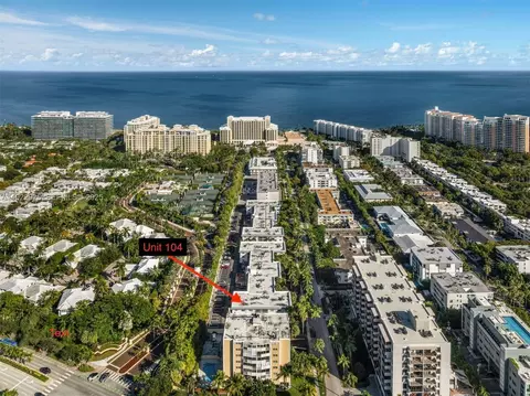 201 Galen Dr #104, Key Biscayne, FL 33149