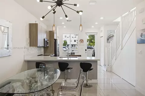 6420 NW 102nd Path #110, Doral, FL 33178