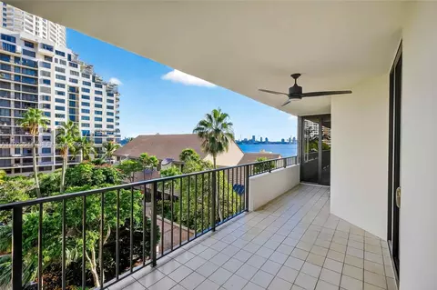 520 Brickell Key Dr #A604, Miami, FL 33131