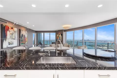 488 NE 18th St #5012, Miami, FL 33132