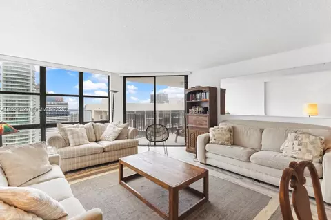 1901 Brickell Ave #B2413, Miami, FL 33129