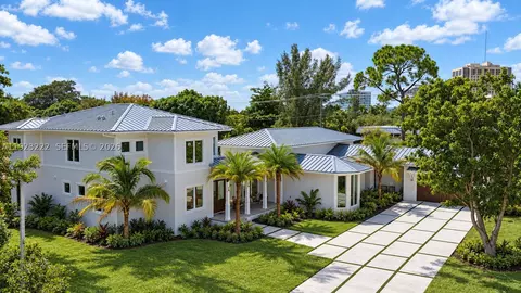 6990 SW 91st St, Pinecrest, FL 33156