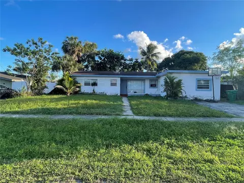 3880 NW 6th St, Lauderhill, FL 33311