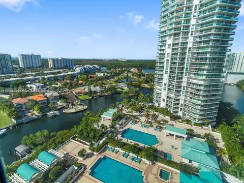 16400 Collins Ave #942, Sunny Isles Beach, FL 33160