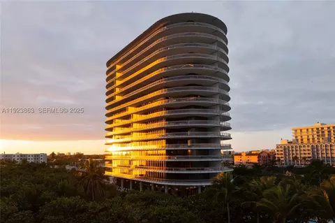 8701 Collins Ave #902, Miami Beach, FL 33154 photo 23
