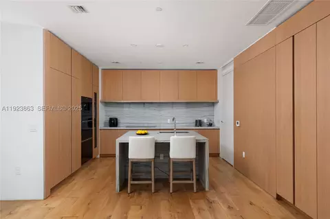 8701 Collins Ave #902, Miami Beach, FL 33154 photo 5