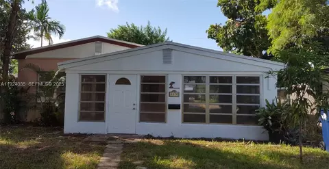 1870 NE 179th St, North Miami Beach, FL 33162