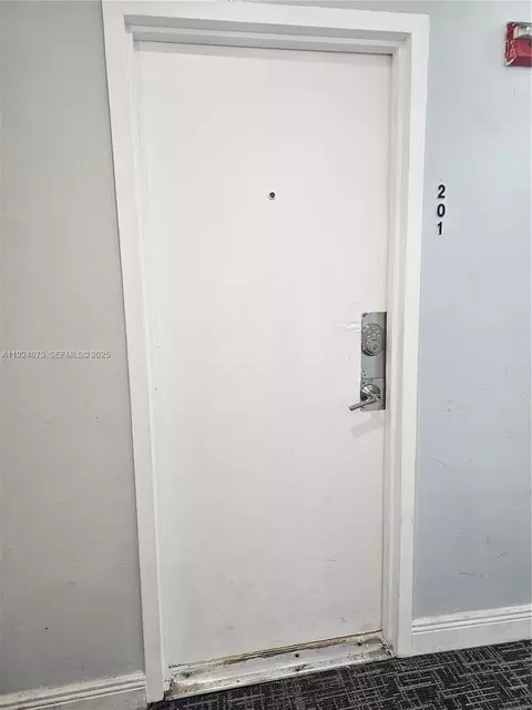 750 Collins Ave #201, Miami Beach, FL 33139