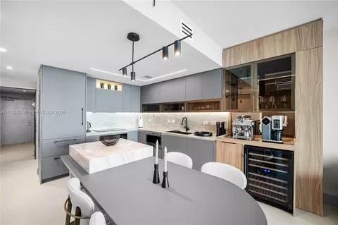 3131 NE 7th Ave #2805, Miami, FL 33137