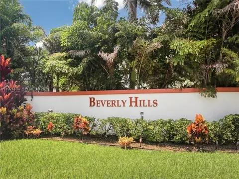5300 Washington St #N117, Hollywood, FL 33021