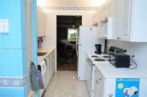 13000 SW 15th Ct #411U, Pembroke Pines, FL 33027