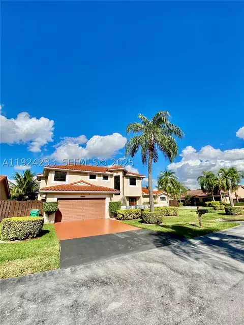 15071 SW 44th Ter, Miami, FL 33185