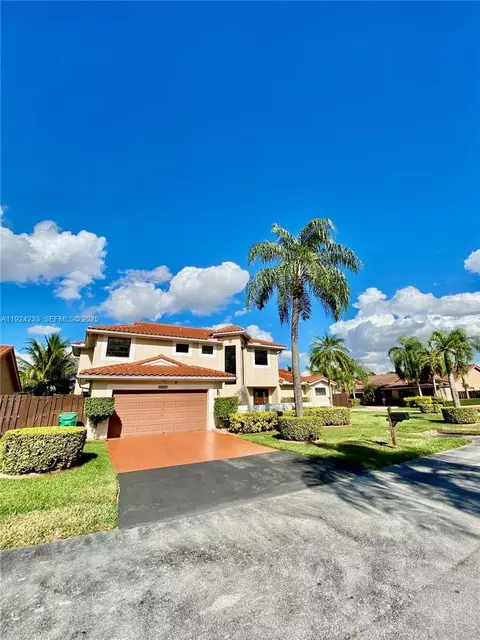 15071 SW 44th Ter, Miami, FL 33185
