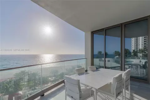 17975 Collins Ave #502, Sunny Isles Beach, FL 33160