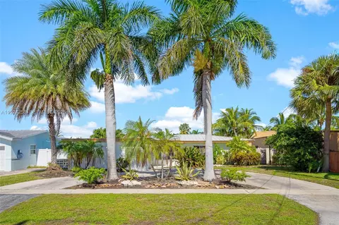 201 SE 12th St, Pompano Beach, FL 33060