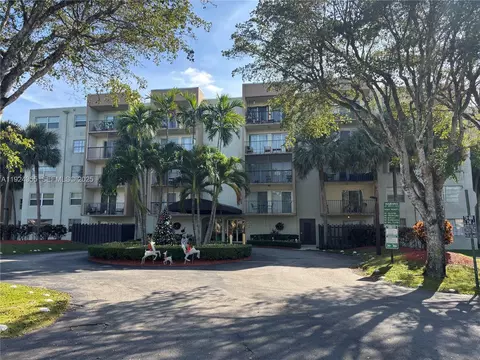 14250 SW 62nd St #520, Miami, FL 33183