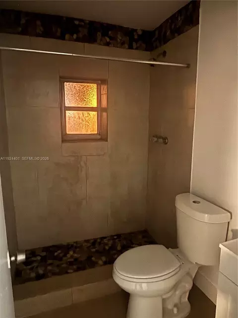 Bath - 354 E 50th St, Hialeah, FL 33013 photo 2 of 5