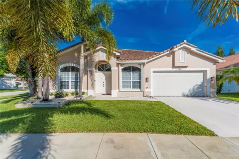 18361 NW 10th St, Pembroke Pines, FL 33029