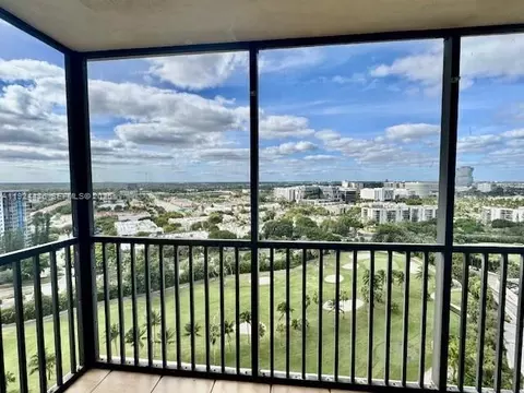 20335 W Country Club Dr #2101, Aventura, FL 33180