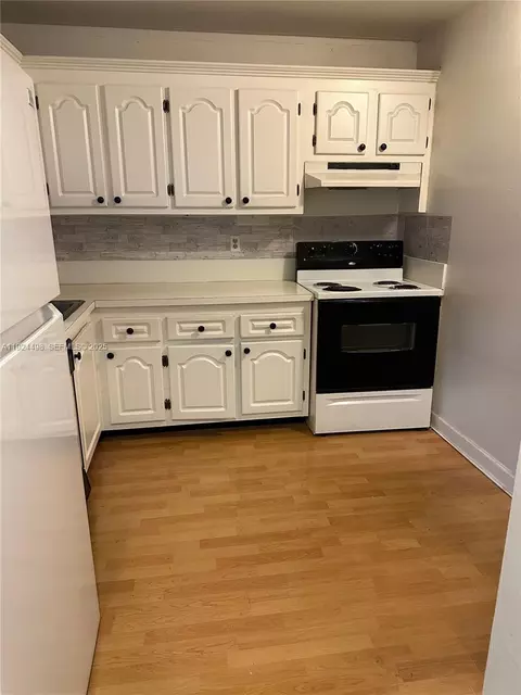 Undisclosed, Miami, FL 33143