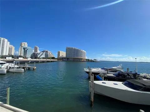 825 Brickell Bay Dr #343, Miami, FL 33131