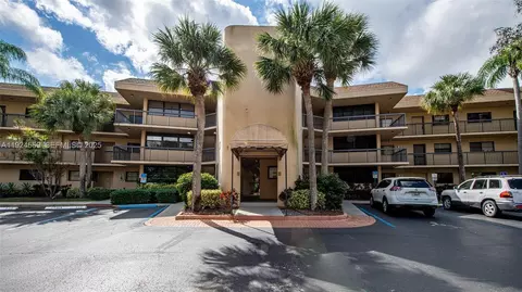 7735 NW 79th Ave #214, Tamarac, FL 33321